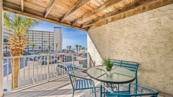 Balcony with seating for 2 off living room