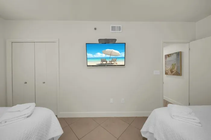 Guest bedroom with two Queen beds