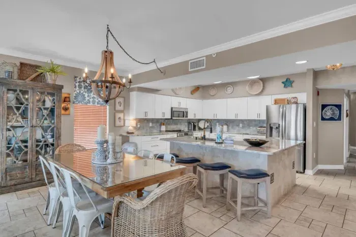 Open concept kitchen and dining area