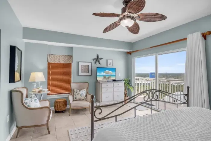 3rd Guest Bedroom with Balcony