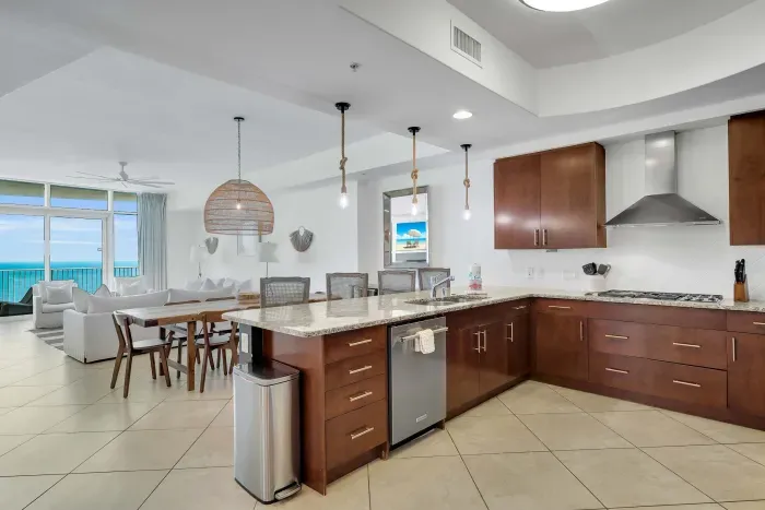 Fully equipped kitchen