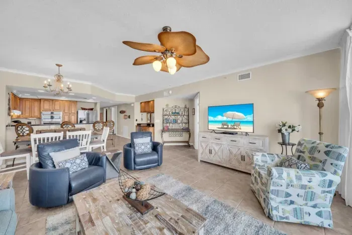 Inviting living room, with ample seating