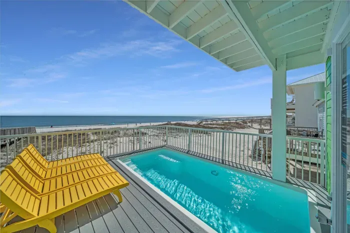 Private pool with optional heating