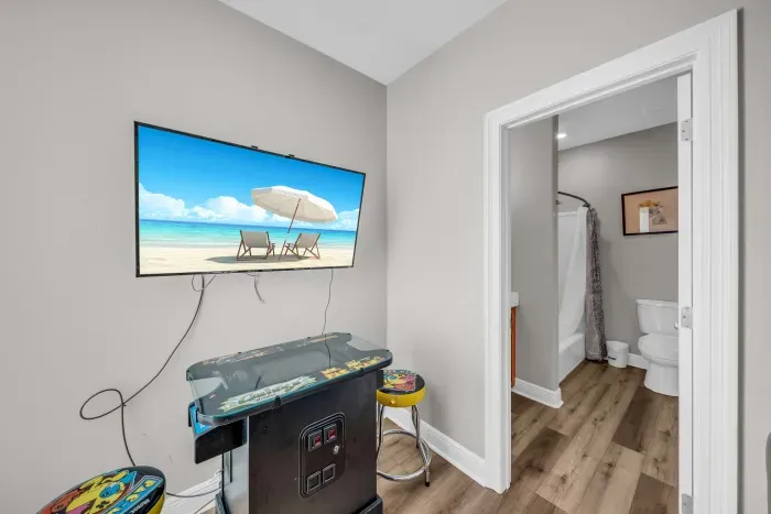 Second floor guest bedroom with ensuite bathroom