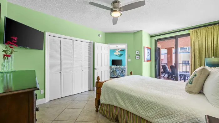 Guest bedroom