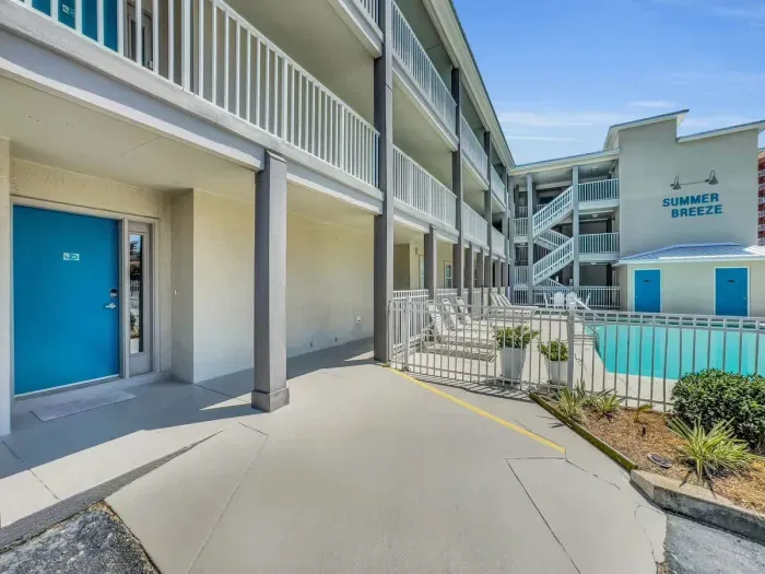 Summer Breeze pool area