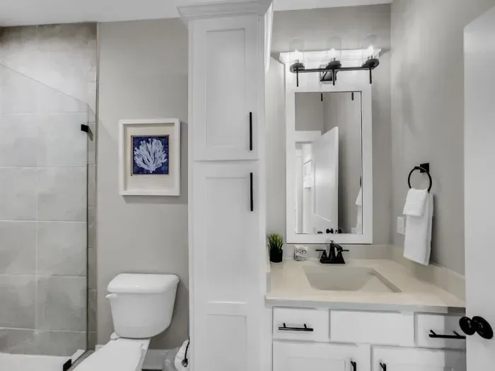 Downstair bathroom off living room