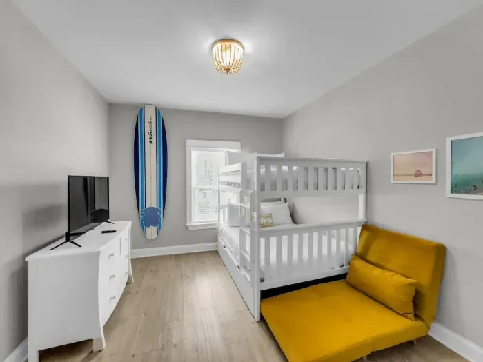 Second guest bedroom