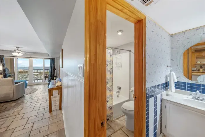 Guest bathroom | Entry to Living room