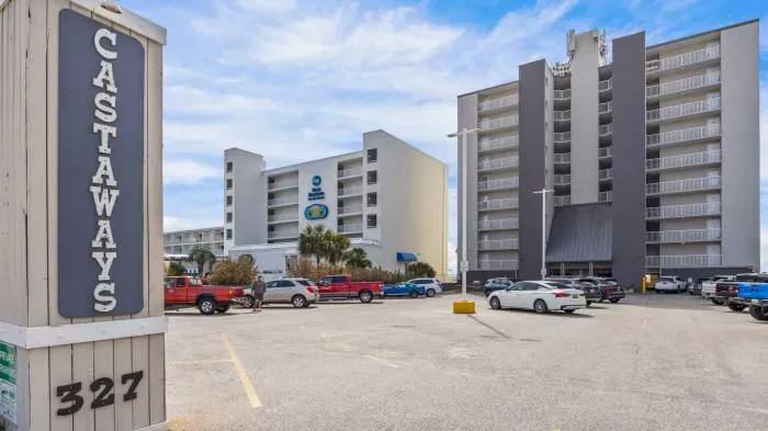 Castaways parking area