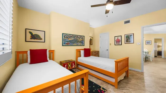 Guest bedroom