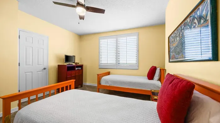 Guest bedroom