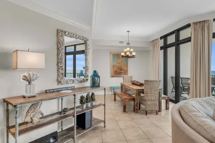 Dining room off living room