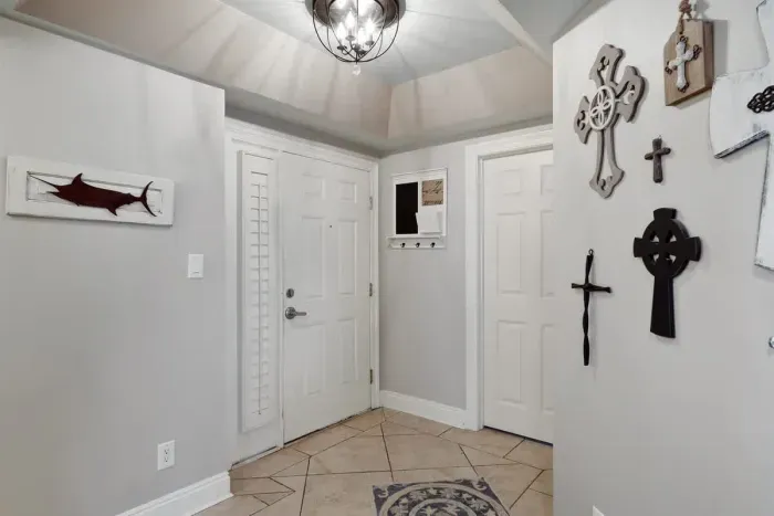 Entry way