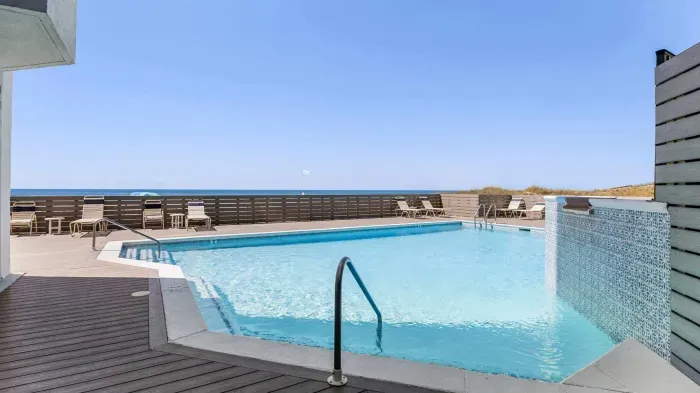 Broadmoor pool