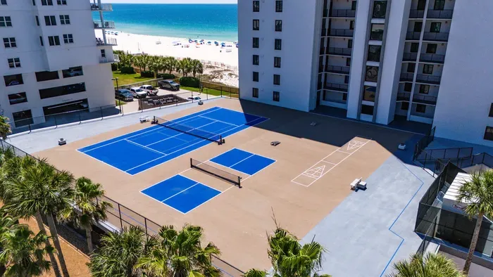 Tennis and pickle ball courts
