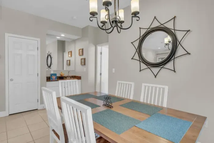 Dining Table with seating for 6