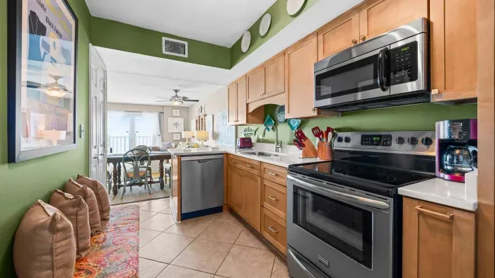 Fully equipped kitchen