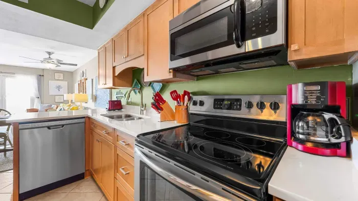 Fully equipped kitchen