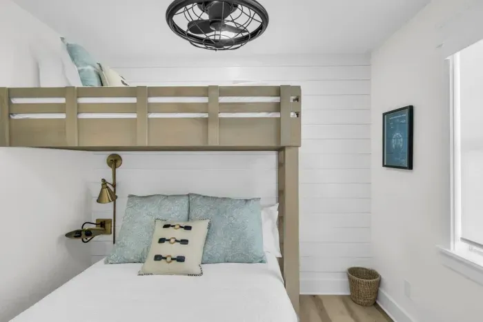 Guest Bunk room with a twin over full bed