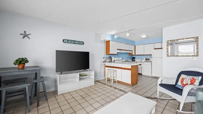 Living room from the balcony door