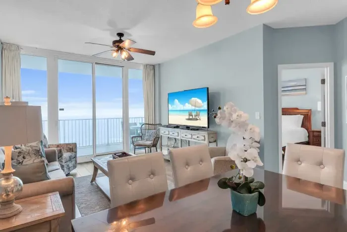 Dining area off living room