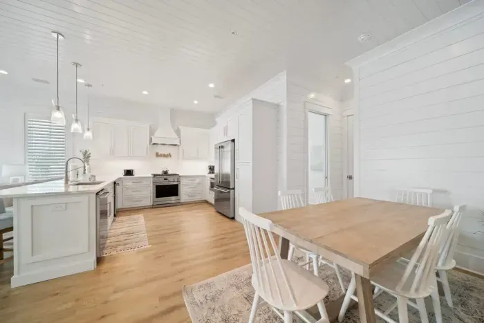 Kitchen | Dining Area