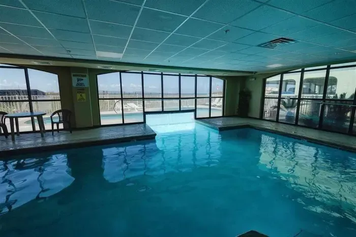 Swim through from out door pool