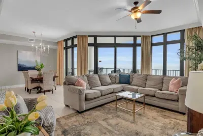 Living room with Gulf view