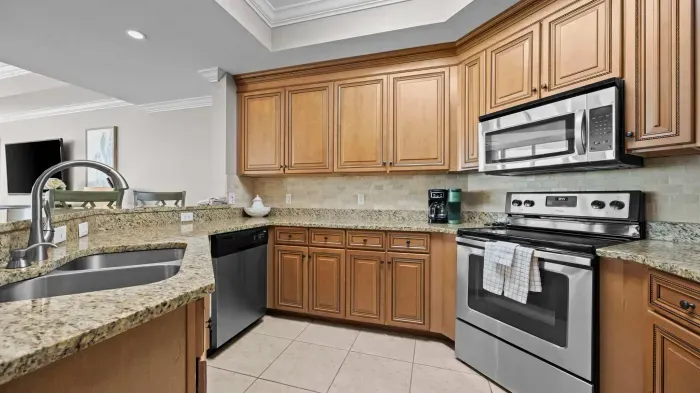 Fully equipped kitchen