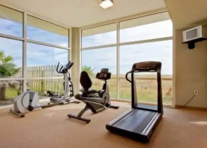 Fitness room with direct gulf view