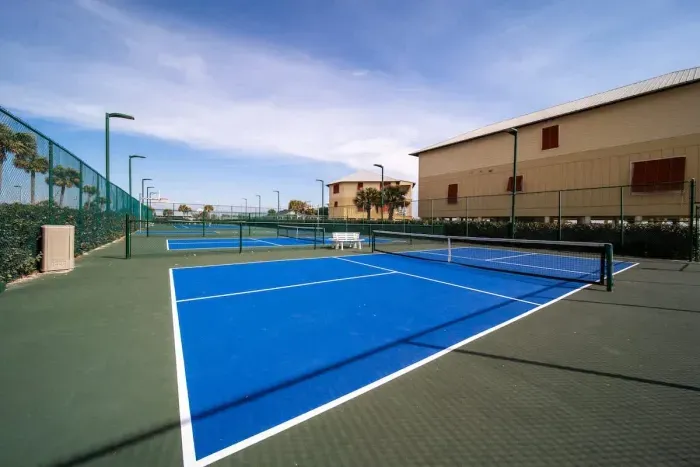 Tennis course