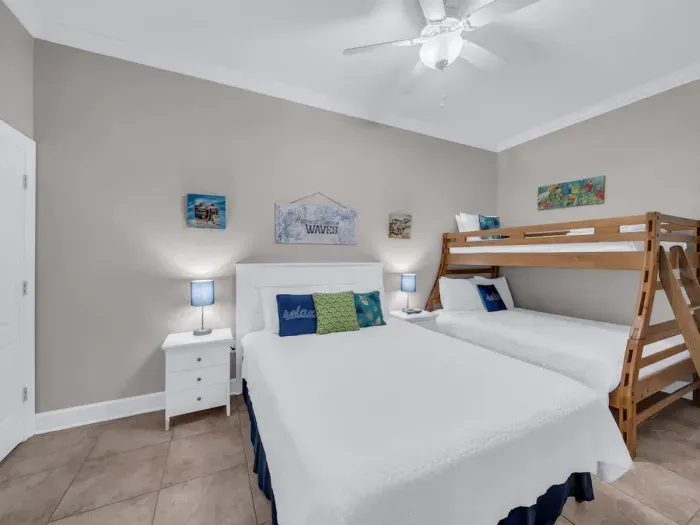 Guest bedroom with King and twin over full bunk