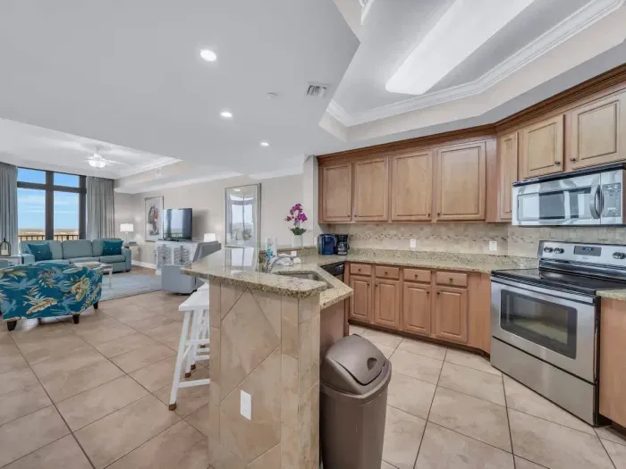 Full equipped kitchen