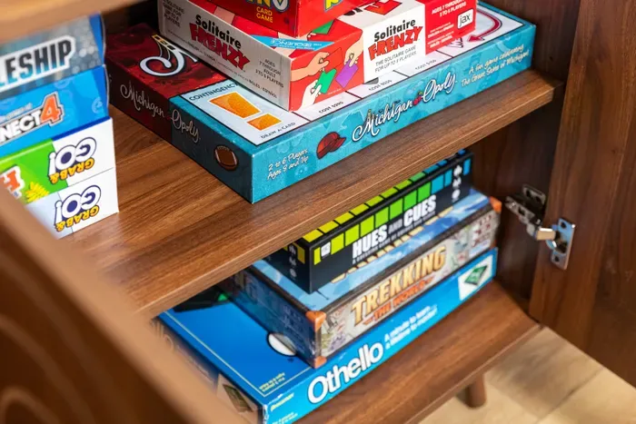 Games & Puzzles
