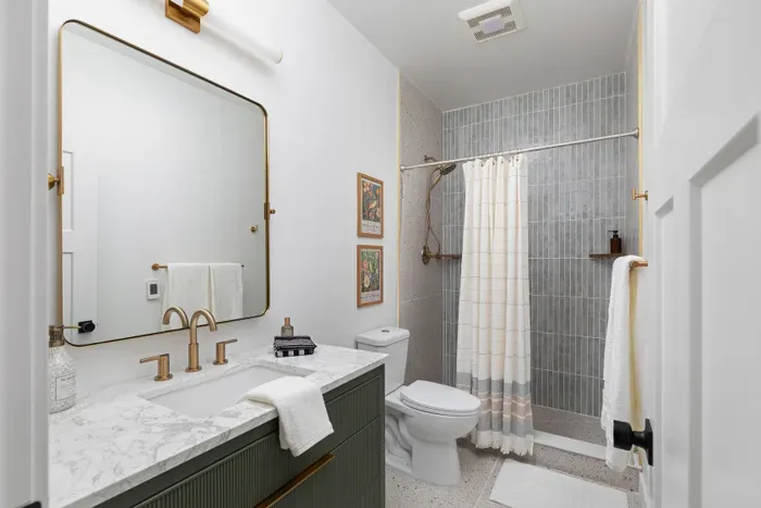 Main Floor Master Bath