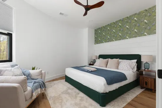 Upstairs King Bedroom