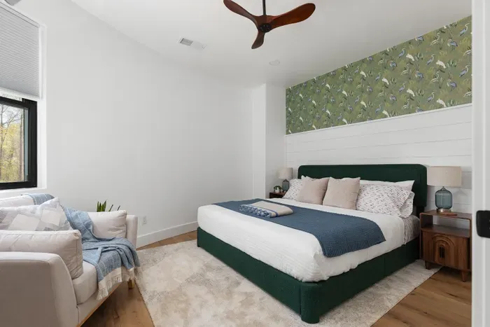 Upstairs King Bedroom