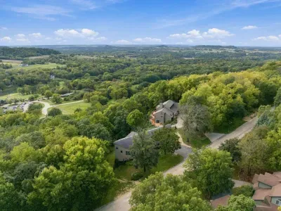 The Architect’s Overlook - image 7 of 48