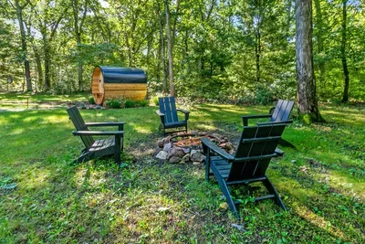 The Wolff Den | Private 10 Acres + Hot Tub & Sauna - image 43 of 64