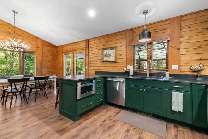 The Wolff Den | Private 10 Acres + Hot Tub & Sauna - image 10 of 64