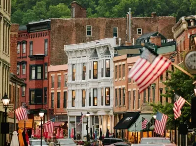 Historic Elegance: Explore Galena's vibrant Main Street just 15 minutes from our charming rental's doorstep!