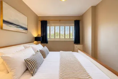 The Boathouse | River Views & Parking in Rye - image 9 of 42