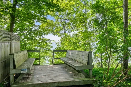 The Pink Lady of The Lake; a charming Glenn cabin!