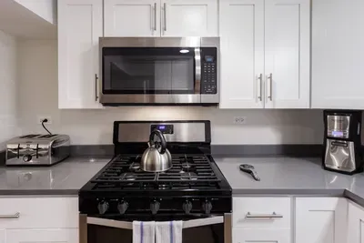 Room, Indoors, Microwave, Oven, Kitchen