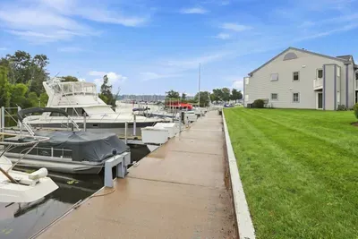 The Marina Vista - image 25 of 37