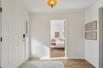 Entryway: Bright and inviting entrance with stylish décor to welcome you to Austin's charm!