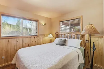 bedroom2b