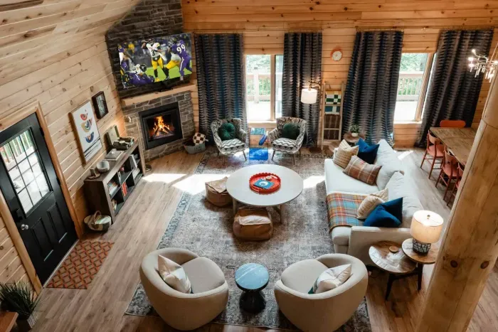 Picture this: a crackling fire, a couch big enough for the whole crew, and plenty of chairs for late-night laughs or morning coffee. The great room is where your getaway memories take shape.