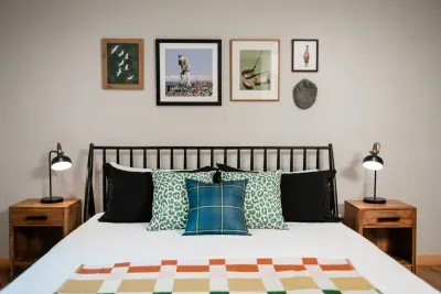 Welcome to the Golfer’s Green—our upstairs retreat that hits the sweet spot between playful design and plush comfort, featuring a Casper mattress that scores a hole-in-one for rest